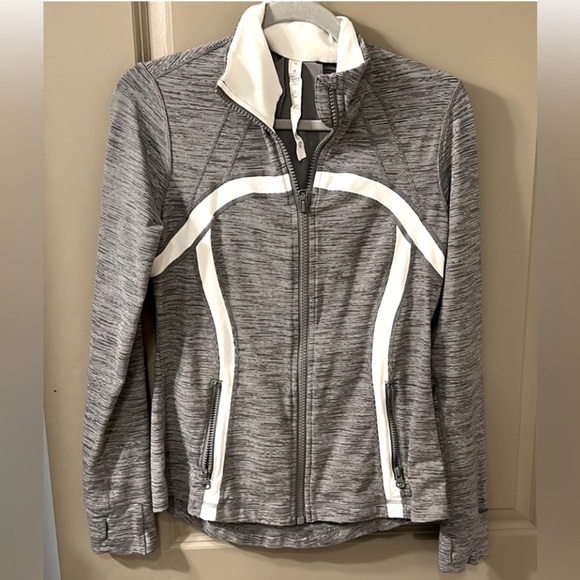 Lululemon jacket - Picture 3 of 5